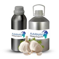 Get Pure and Natural Garlic Essential Oil Online - AarnavGlobal Exports